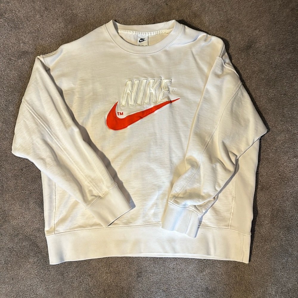 Vintage style Nike crewneck